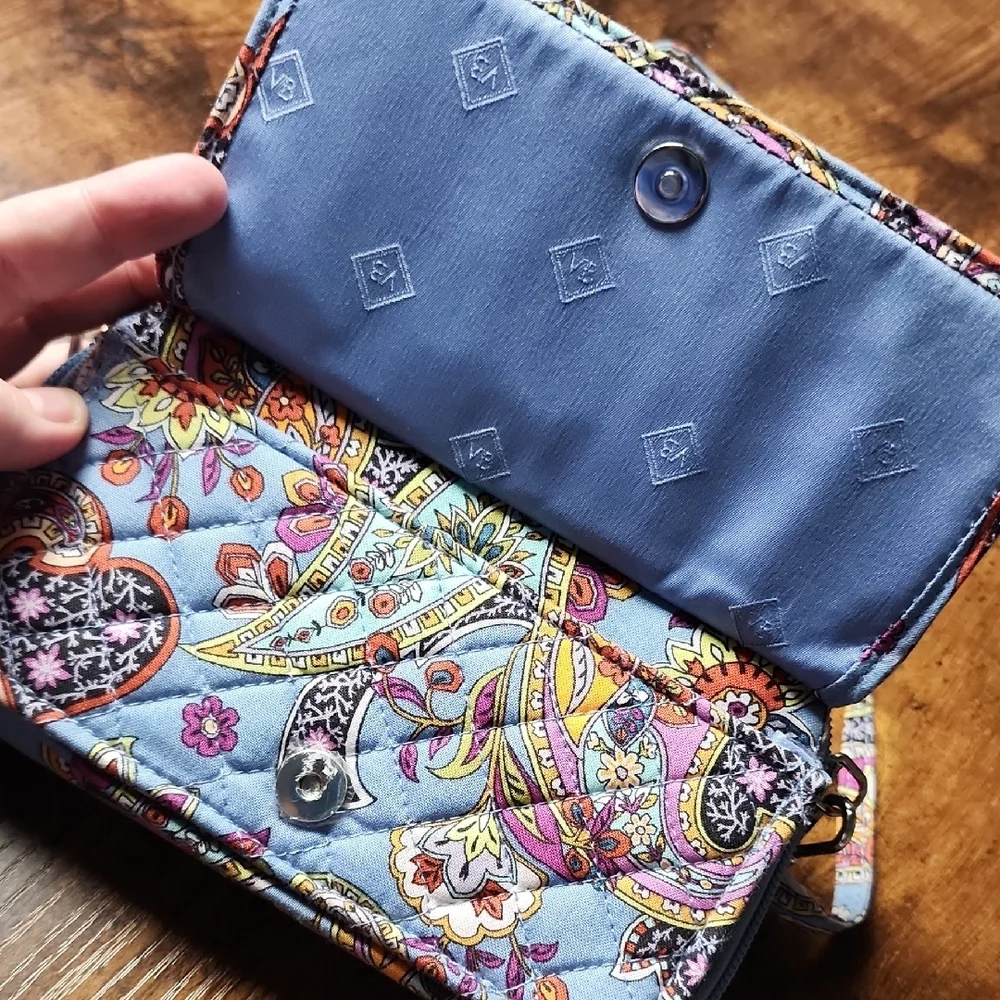 VERA BRADLEY | Cotton RFID‎ All In One Crossbody Bag Provence Paisley